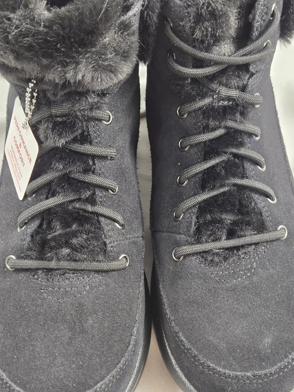 Skechers item pre